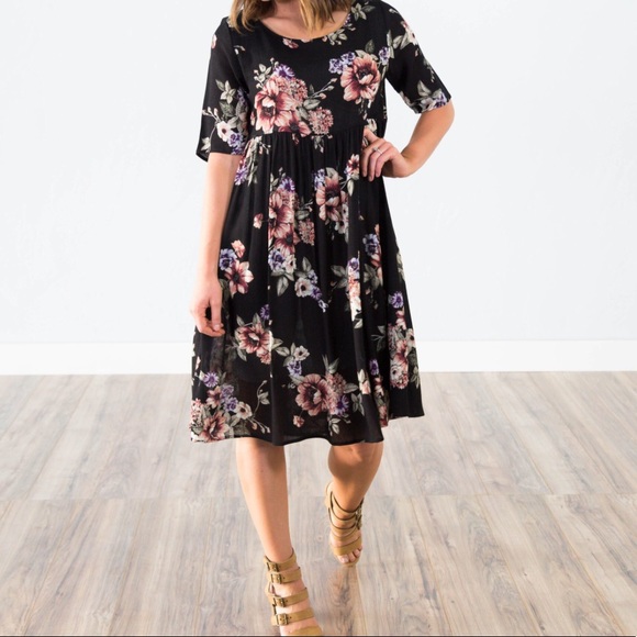 *1 left, size small Black Floral Dress - Picture 2 of 4